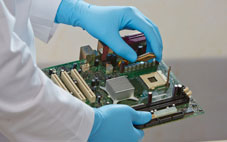 Nitrile Cleanroom 4.5 Mil Extended Cuff